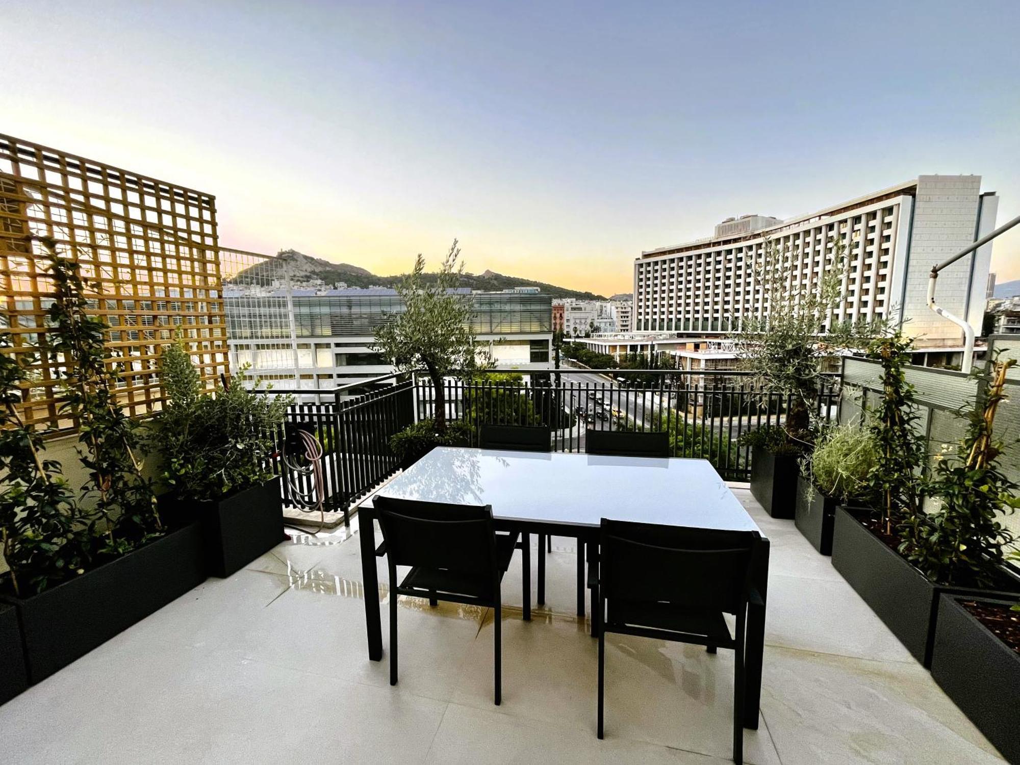 Athena Blue Lux Apartments 2Br 2Ba With City Skyline View, Near Kolonaki Atene Esterno foto