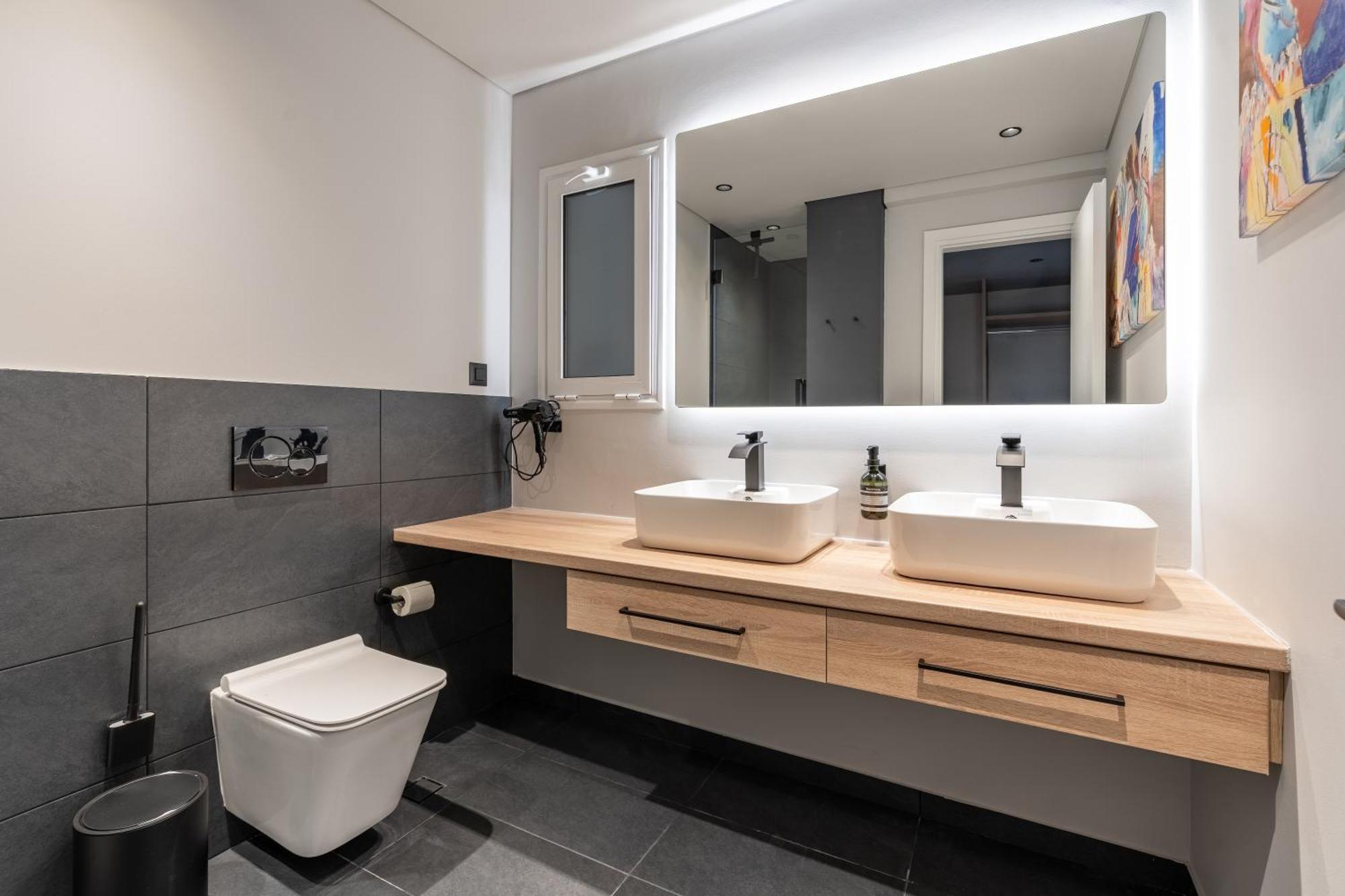 Athena Blue Lux Apartments 2Br 2Ba With City Skyline View, Near Kolonaki Atene Esterno foto