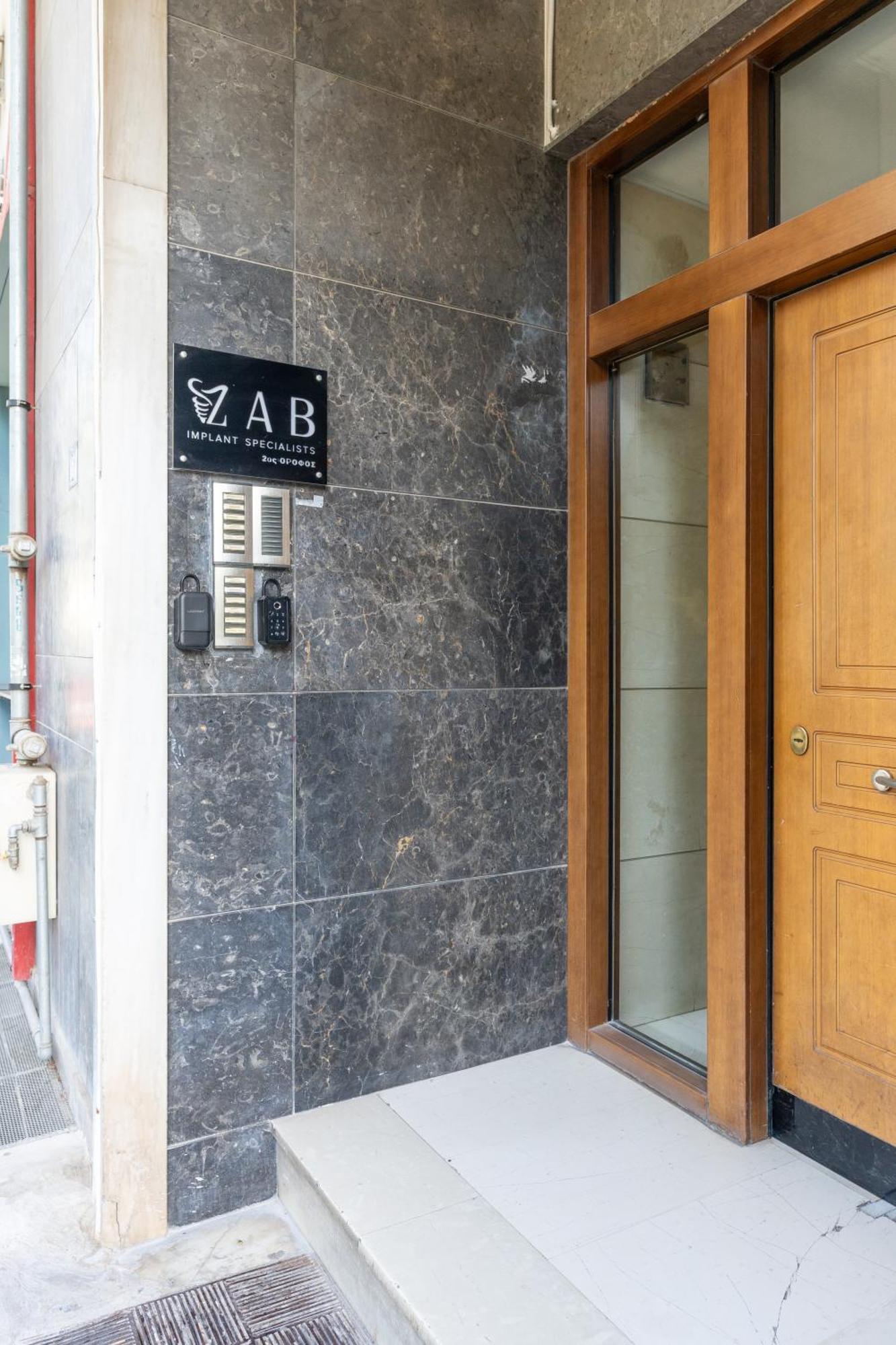 Athena Blue Lux Apartments 2Br 2Ba With City Skyline View, Near Kolonaki Atene Esterno foto